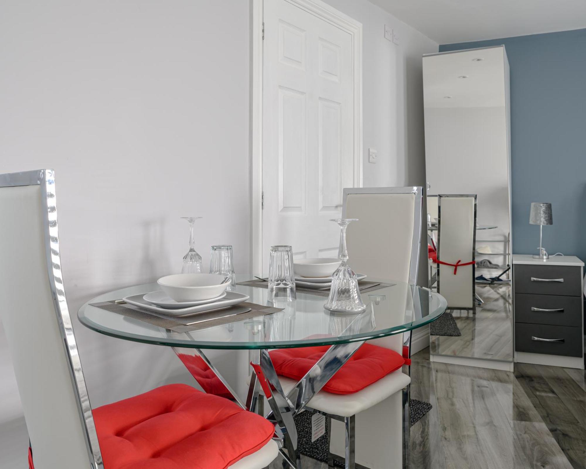 Luxury One Bedroom Guesthouse M6, Junction 10 Walsall Willenhall Buitenkant foto